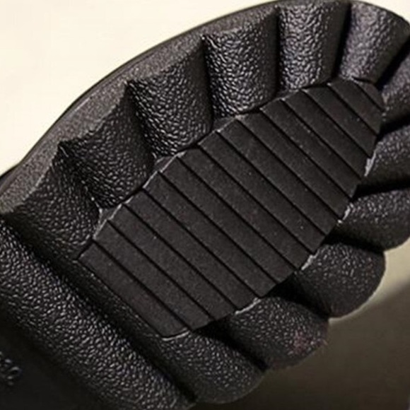 Boots 🧡🧡 - Picture 3 of 3